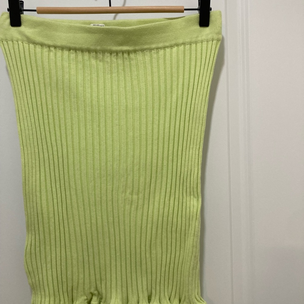 BCBGeneration Green Midi Pencil Skirt with Ruffles